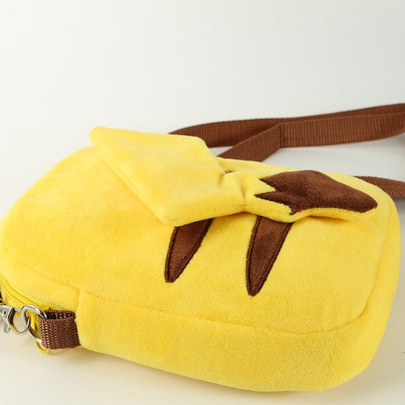 Pikachu - Pokemon Plush Shoulder Bag